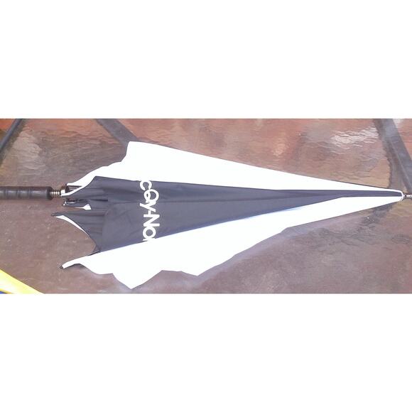 Vintage Knight McQuay Norris Large Black And White Golf Umbrella READ - Picture 4 of 10